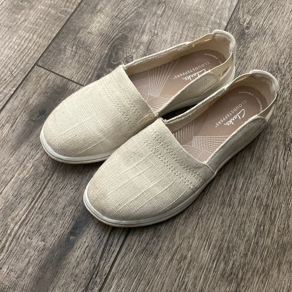 CLARKS BREEZE STEP ll SLIP-ON CANVAS SHOES